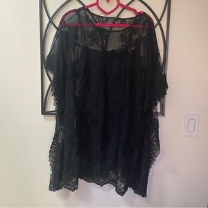 Long talk Sally mesh embroidered tunic